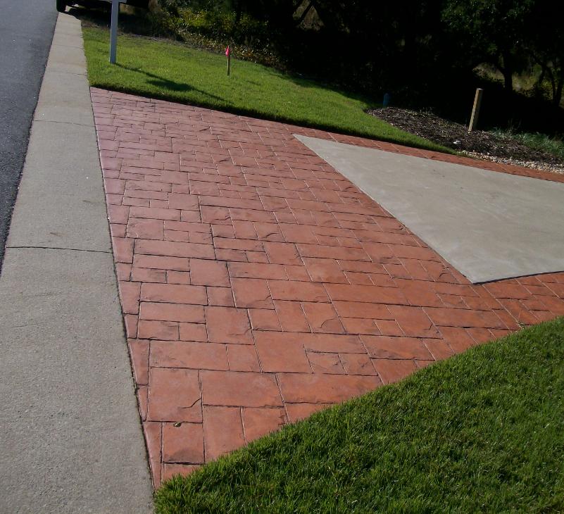 Decorative Stamped Border Concrete Driveway and Apron