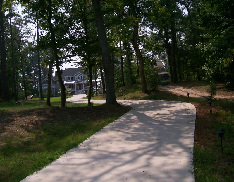 broom finish concrete